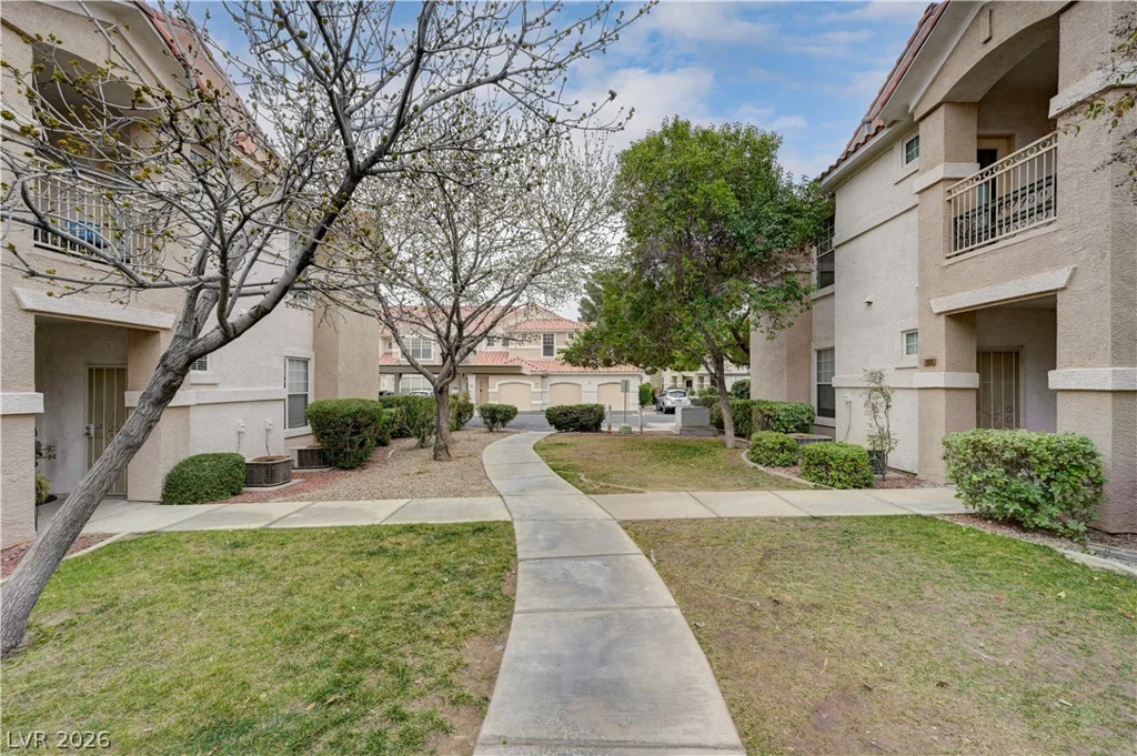 8555 Russell, Las Vegas, NV 89113