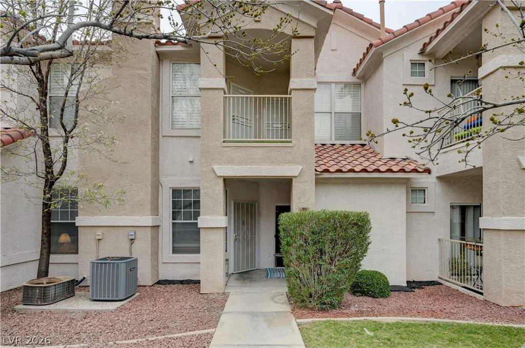 8555 Russell, Las Vegas, NV 89113