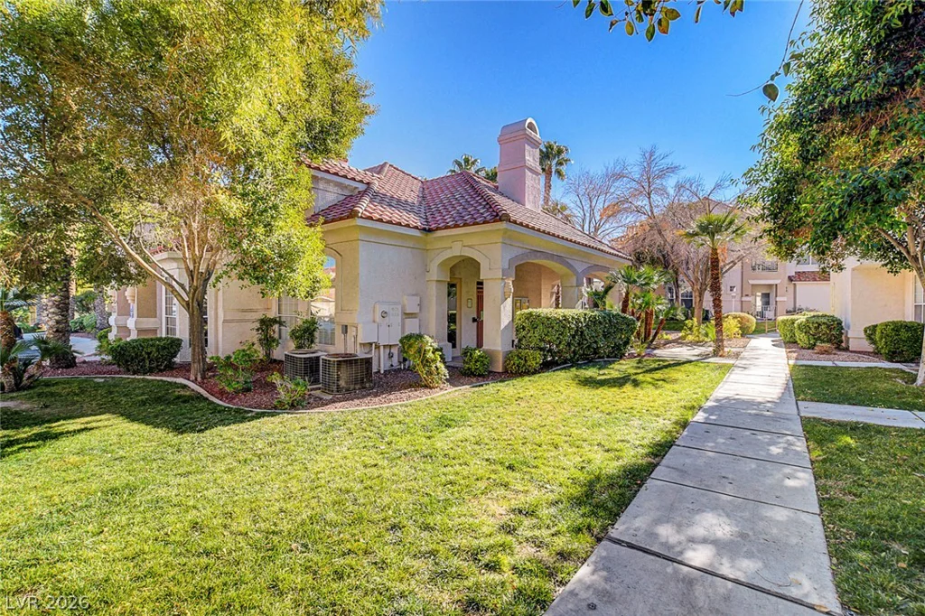 8555 Russell, Las Vegas, NV 89113