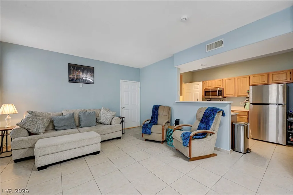 8555 Russell, Las Vegas, NV 89113
