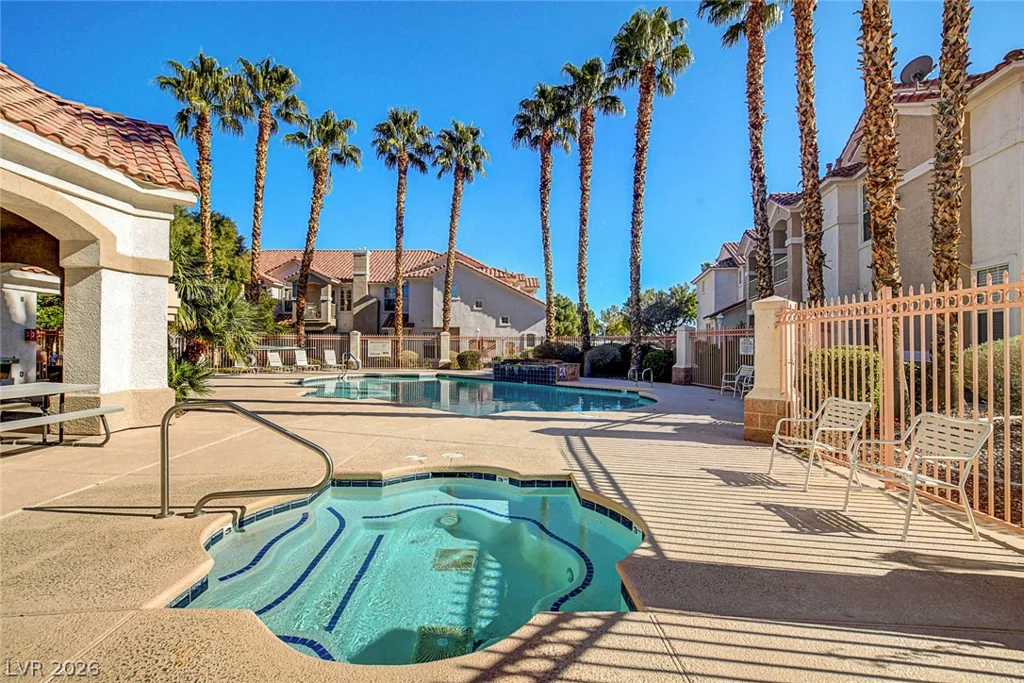 8555 Russell, Las Vegas, NV 89113