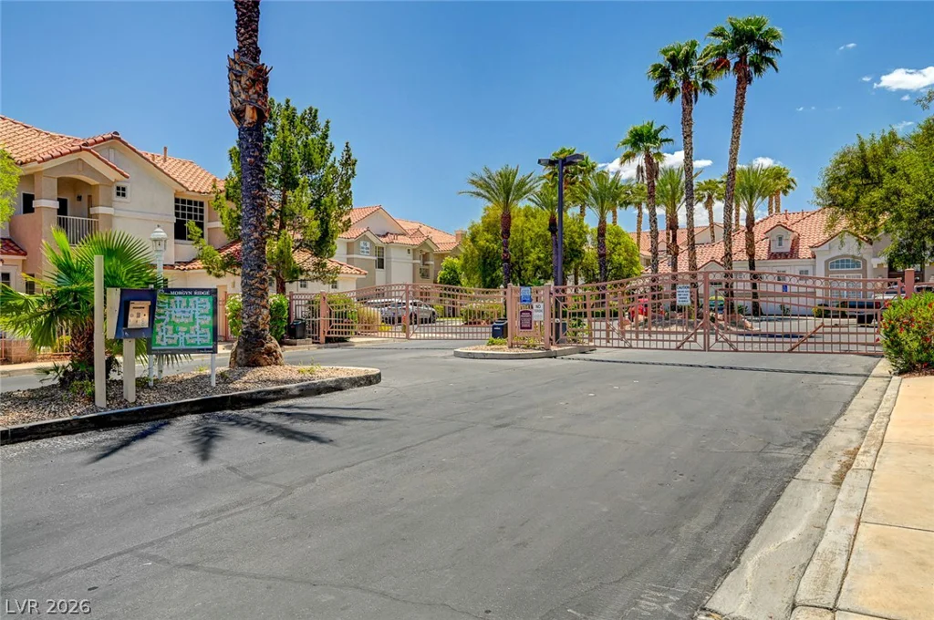 8555 Russell, Las Vegas, NV 89113