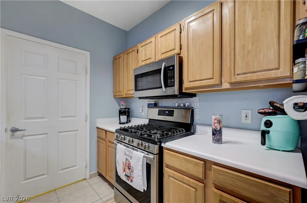 8555 Russell, Las Vegas, NV 89113