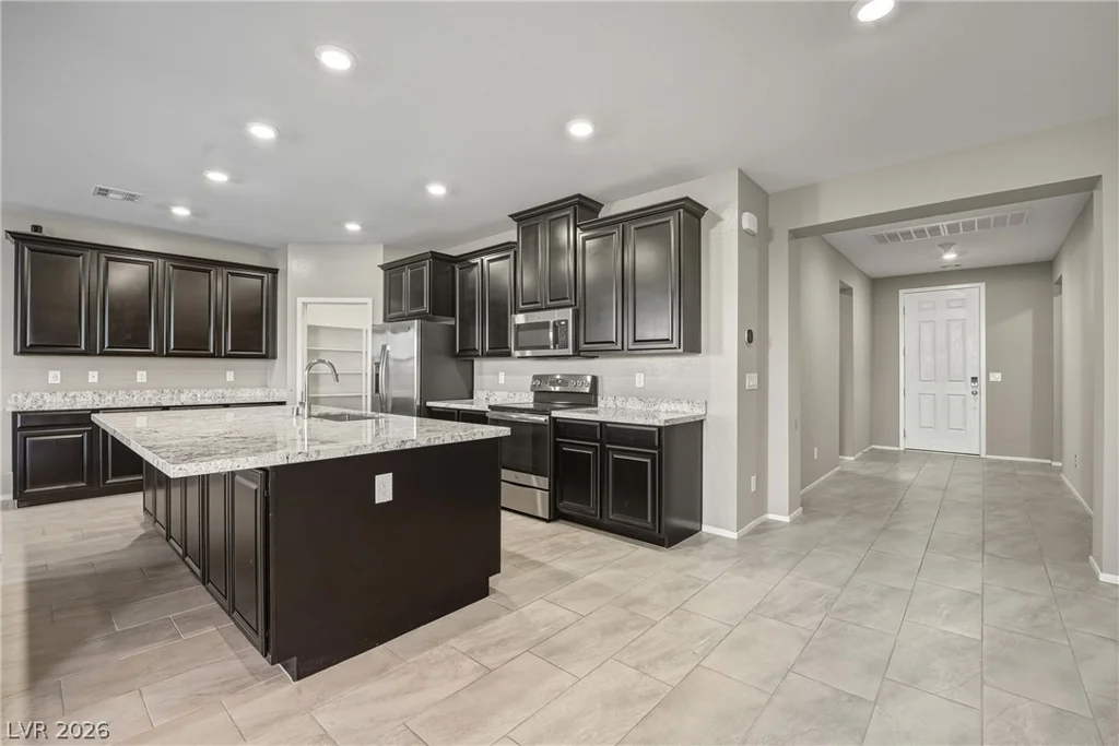 2598 Blossom, Pahrump, NV 89048