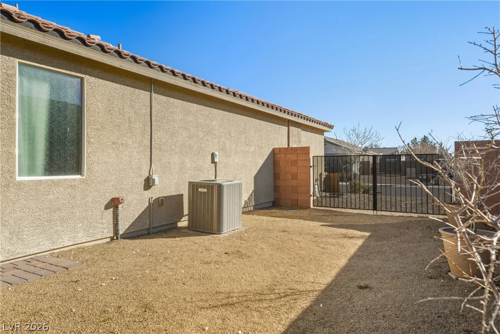 2598 Blossom, Pahrump, NV 89048