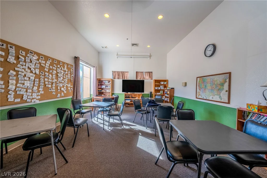 221 Montecito, Pahrump, NV 89048