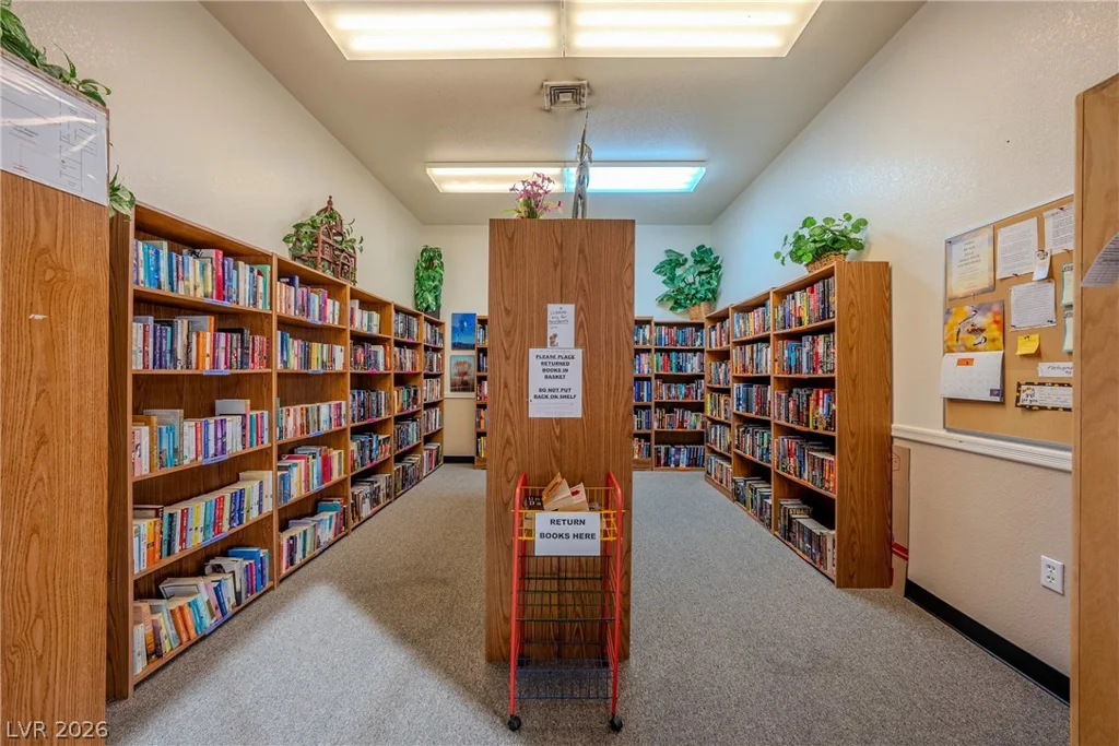221 Montecito, Pahrump, NV 89048