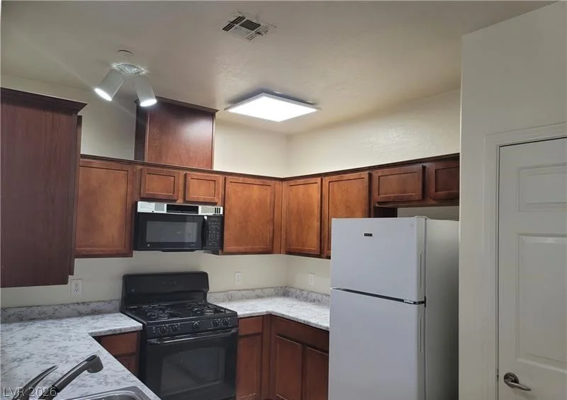 8324 Charleston, Las Vegas, NV 89117