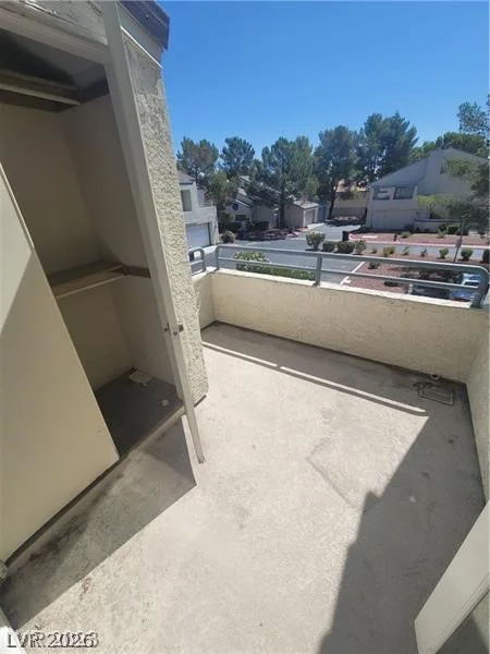 2761 Lodestone, Las Vegas, NV 89117