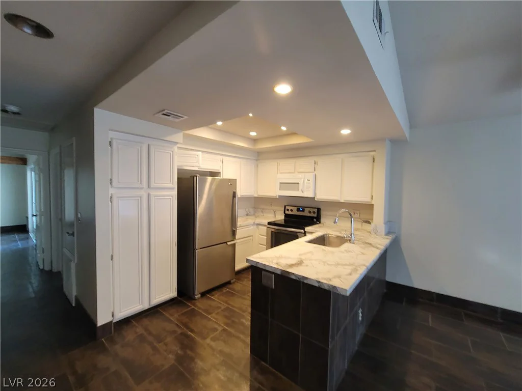 2761 Lodestone, Las Vegas, NV 89117