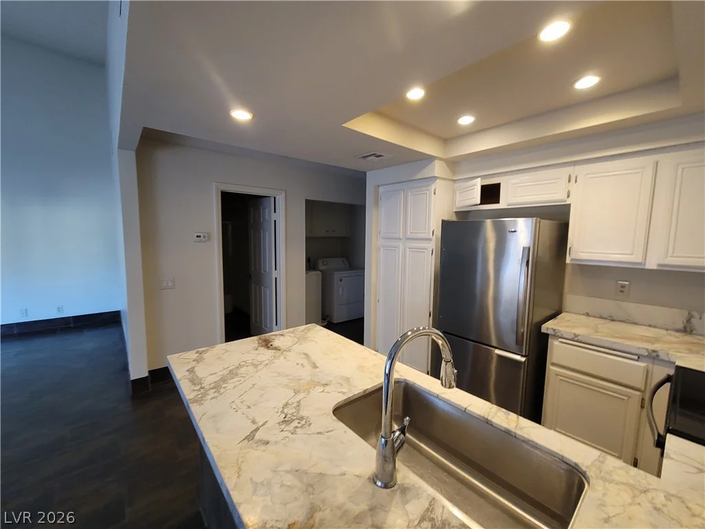 2761 Lodestone, Las Vegas, NV 89117