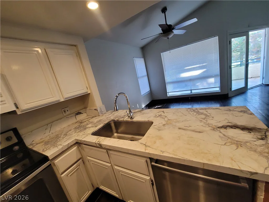 2761 Lodestone, Las Vegas, NV 89117