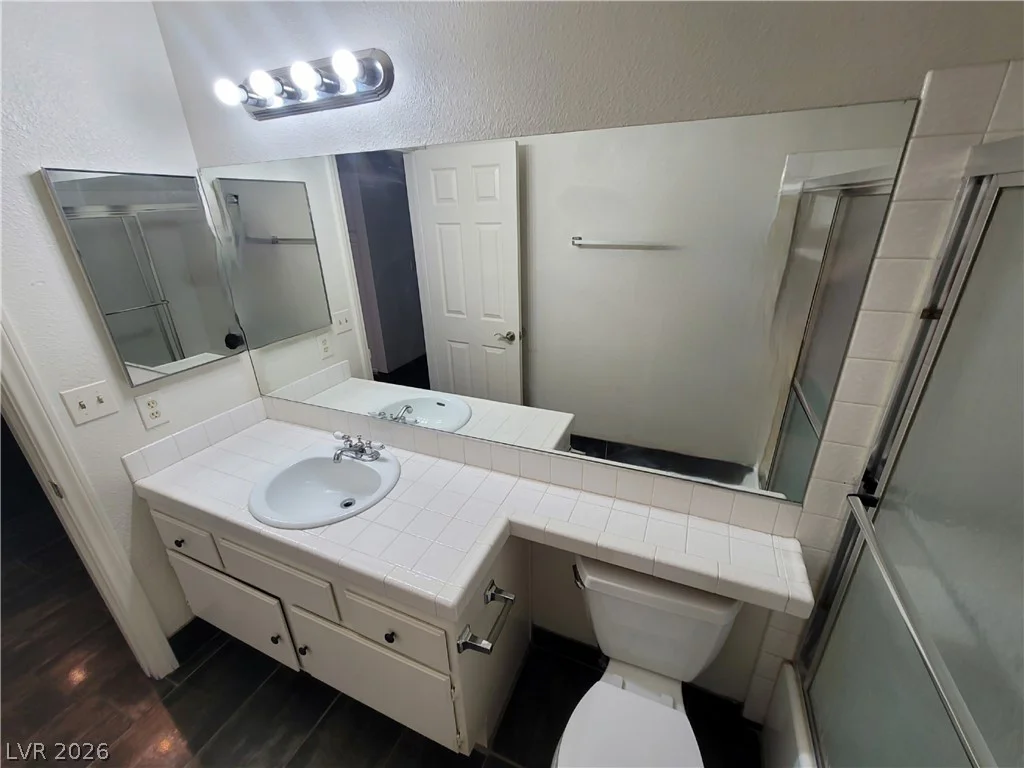2761 Lodestone, Las Vegas, NV 89117