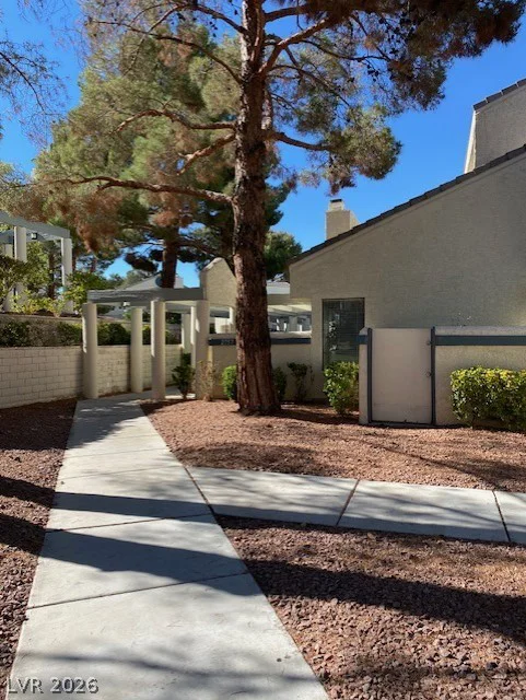2761 Lodestone, Las Vegas, NV 89117