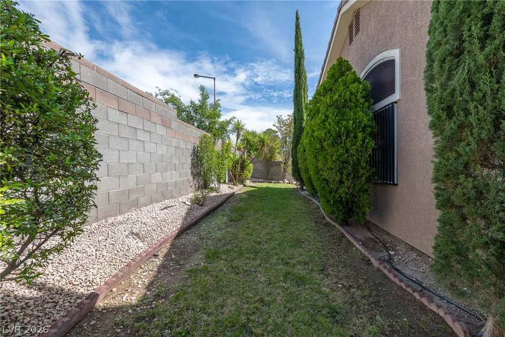 1037 Novara, Las Vegas, NV 89144