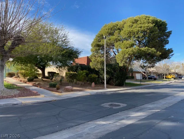 3797 Monument, Las Vegas, NV 89121