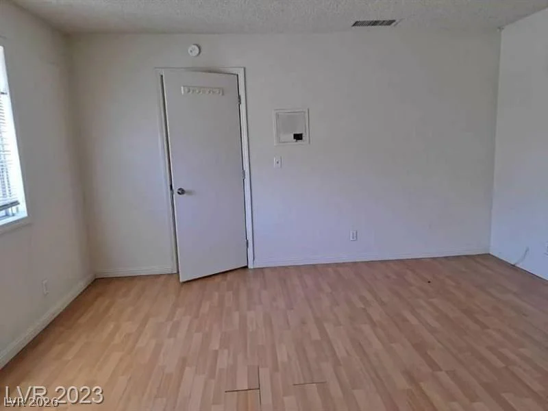 3797 Monument, Las Vegas, NV 89121