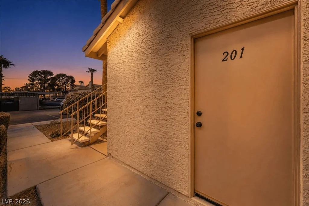 1341 Pinto Rock, Las Vegas, NV 89128
