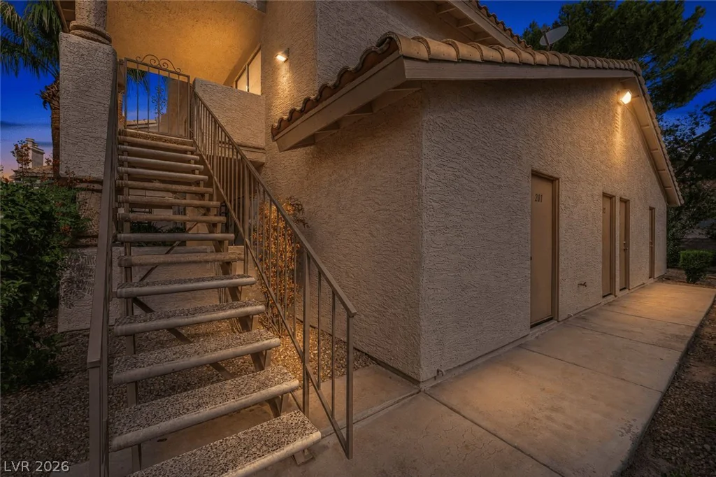 1341 Pinto Rock, Las Vegas, NV 89128