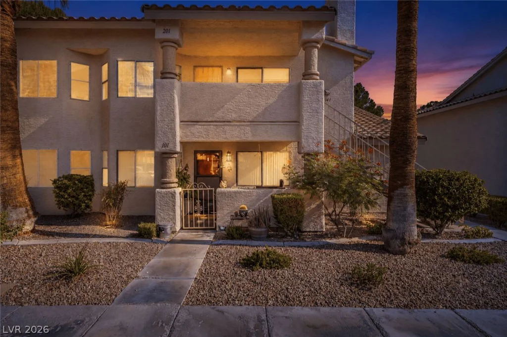 1341 Pinto Rock, Las Vegas, NV 89128