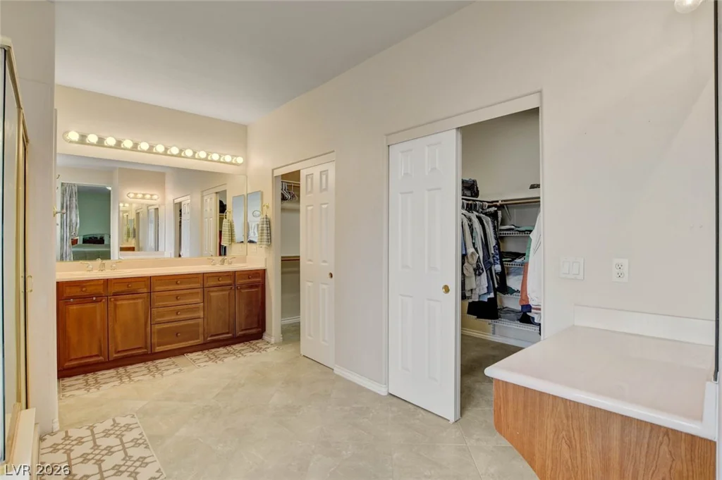 74 Tamarron Cliffs, Las Vegas, NV 89148