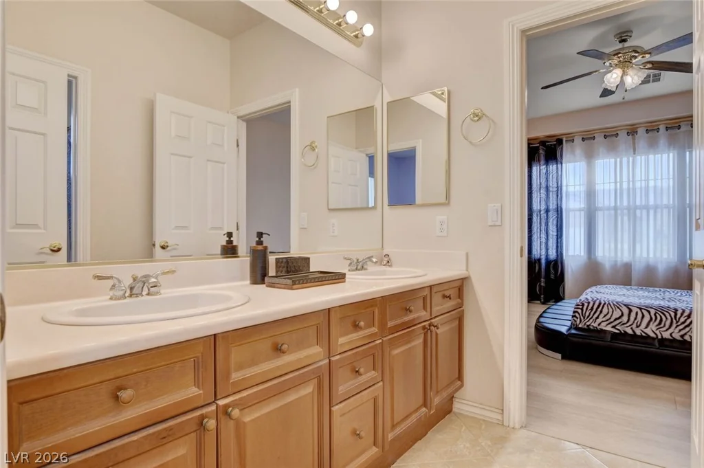 74 Tamarron Cliffs, Las Vegas, NV 89148