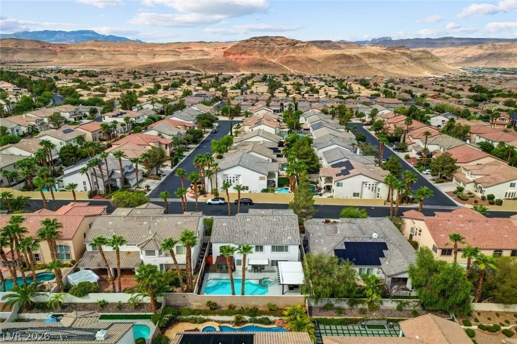 74 Tamarron Cliffs, Las Vegas, NV 89148