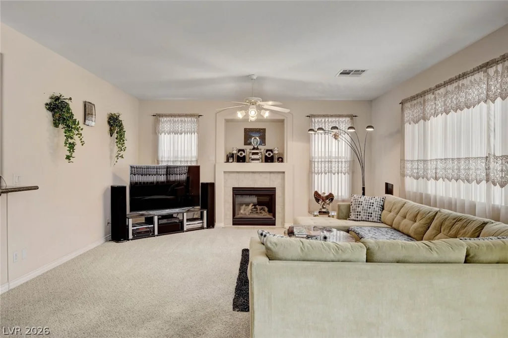 74 Tamarron Cliffs, Las Vegas, NV 89148