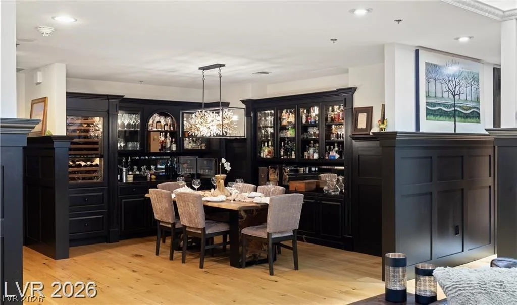 4575 Dean Martin, Las Vegas, NV 89103