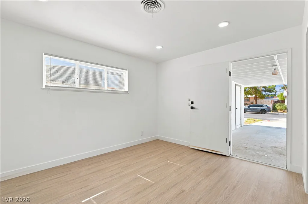 2000 Constantine, Las Vegas, NV 89101