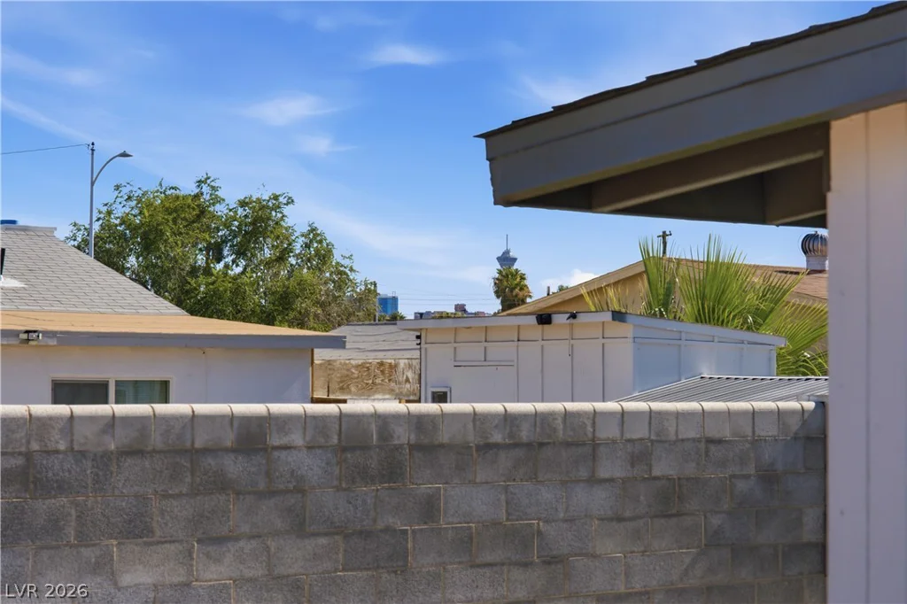 2000 Constantine, Las Vegas, NV 89101