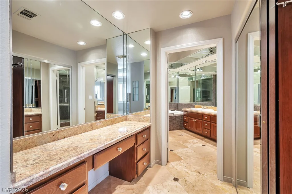 7802 Harbour Towne, Las Vegas, NV 89113