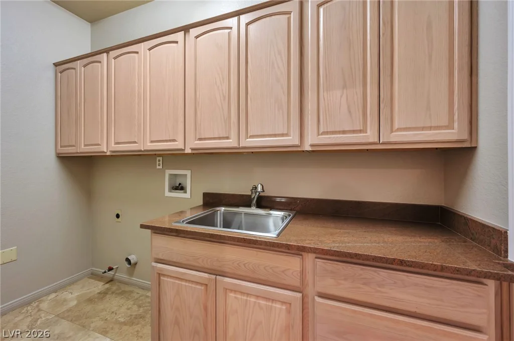 7802 Harbour Towne, Las Vegas, NV 89113