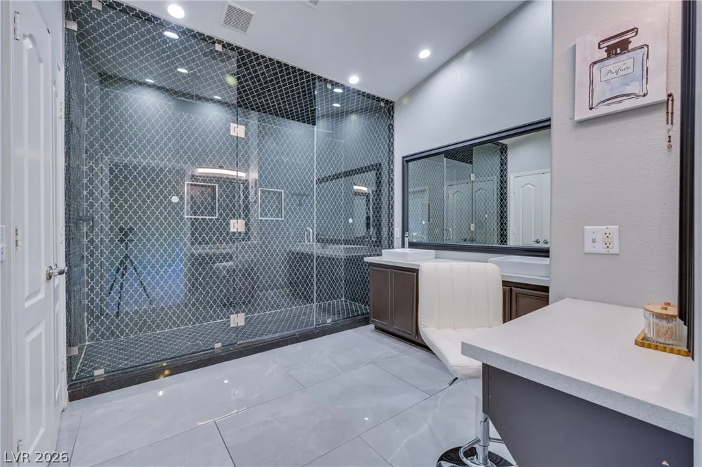 1536 Orchard Valley, Las Vegas, NV 89142