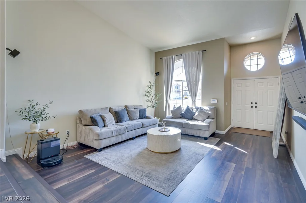 1536 Orchard Valley, Las Vegas, NV 89142