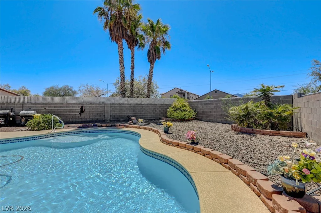 1101 Hutch, Henderson, NV 89015