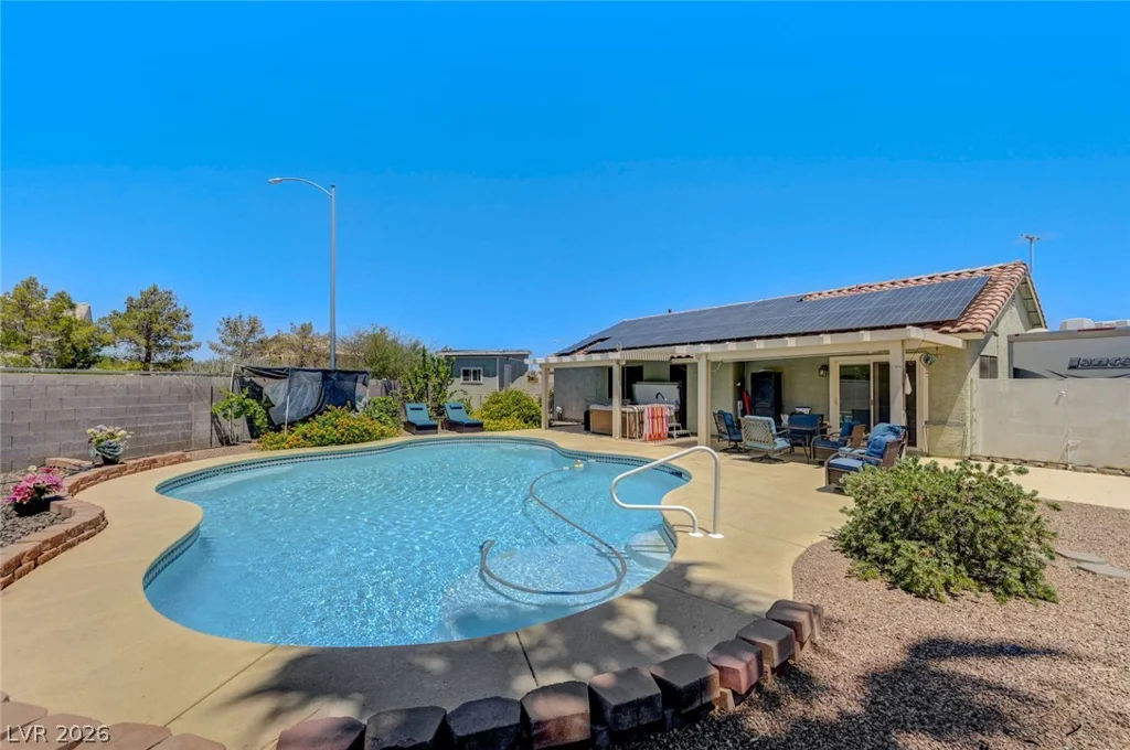 1101 Hutch, Henderson, NV 89015