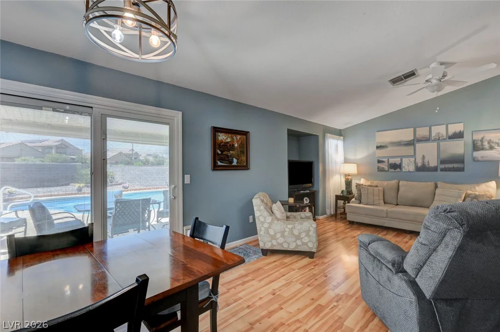 1101 Hutch, Henderson, NV 89015
