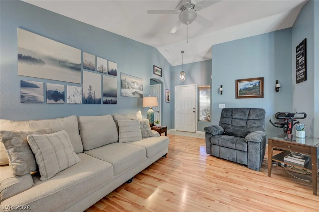 1101 Hutch, Henderson, NV 89015