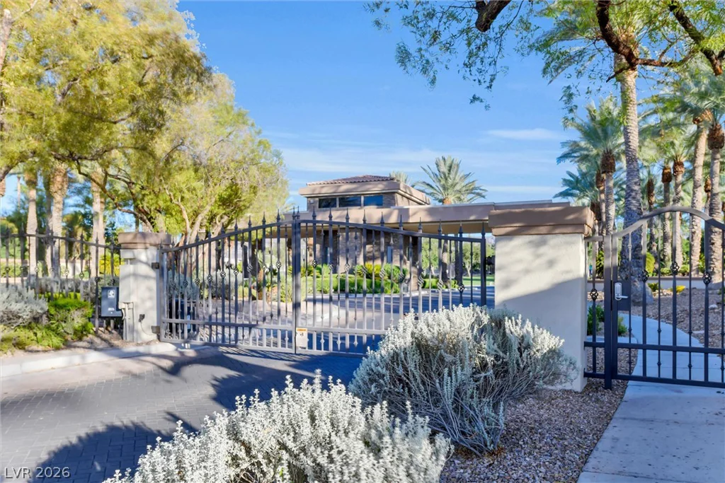 86 Teton Pines, Henderson, NV 89074