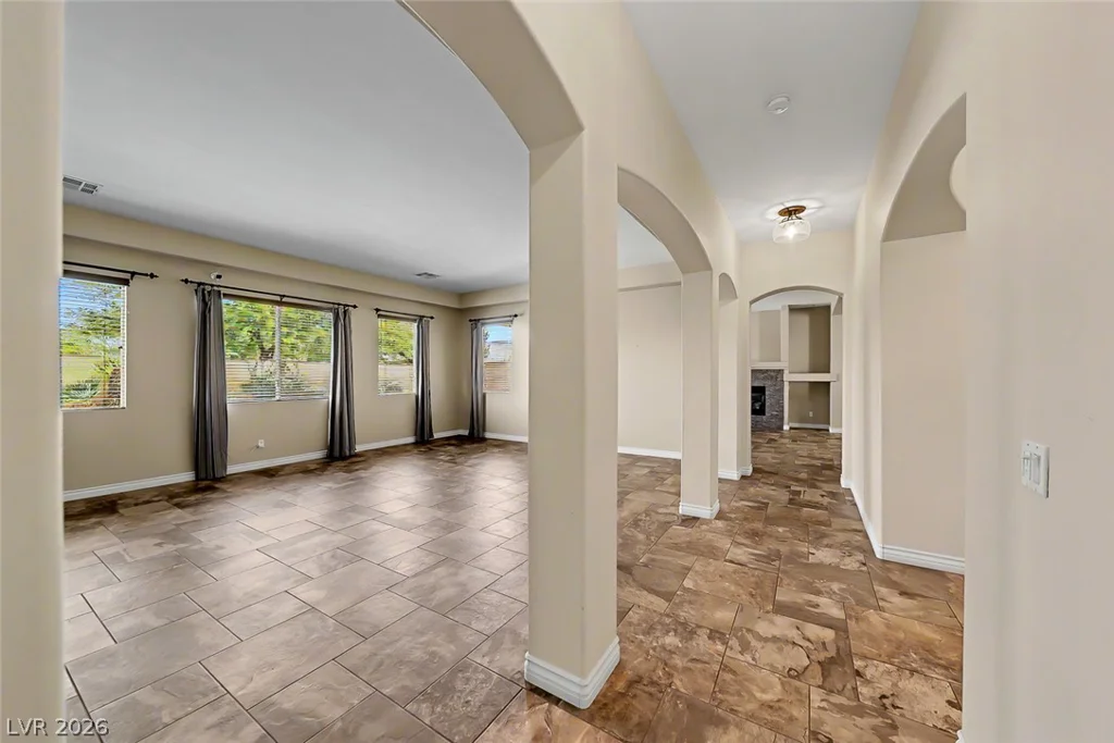 10833 Franklin Hills, Las Vegas, NV 89135