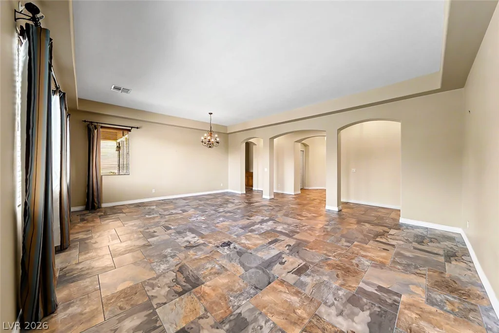 10833 Franklin Hills, Las Vegas, NV 89135
