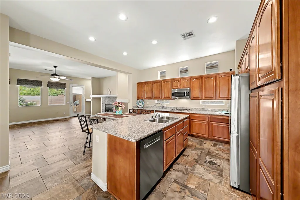 10833 Franklin Hills, Las Vegas, NV 89135