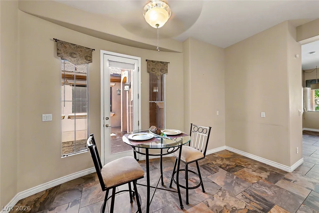 10833 Franklin Hills, Las Vegas, NV 89135
