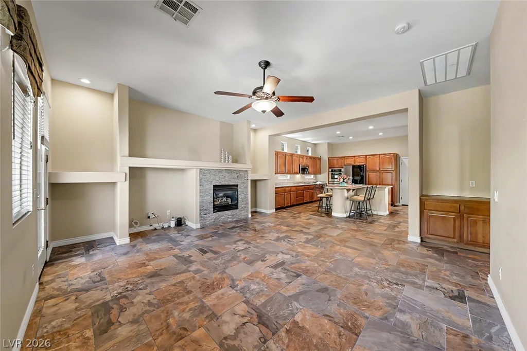 10833 Franklin Hills, Las Vegas, NV 89135