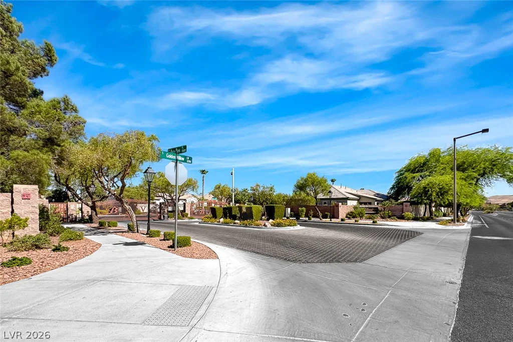 10833 Franklin Hills, Las Vegas, NV 89135