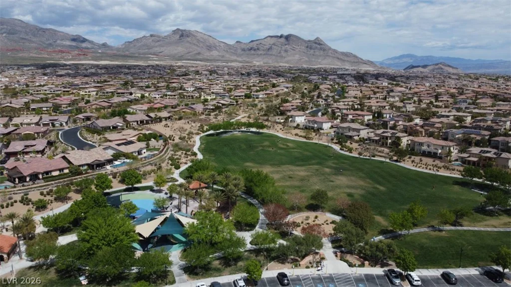 10833 Franklin Hills, Las Vegas, NV 89135