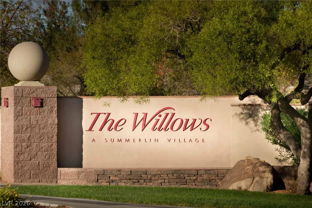 10833 Franklin Hills, Las Vegas, NV 89135