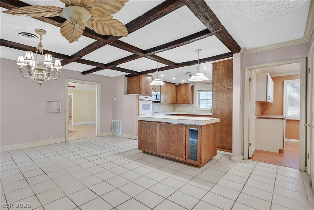 3618 Fieldcrest, Las Vegas, NV 89121