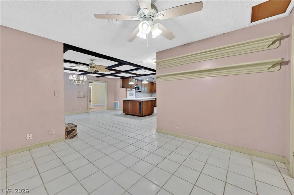 3618 Fieldcrest, Las Vegas, NV 89121